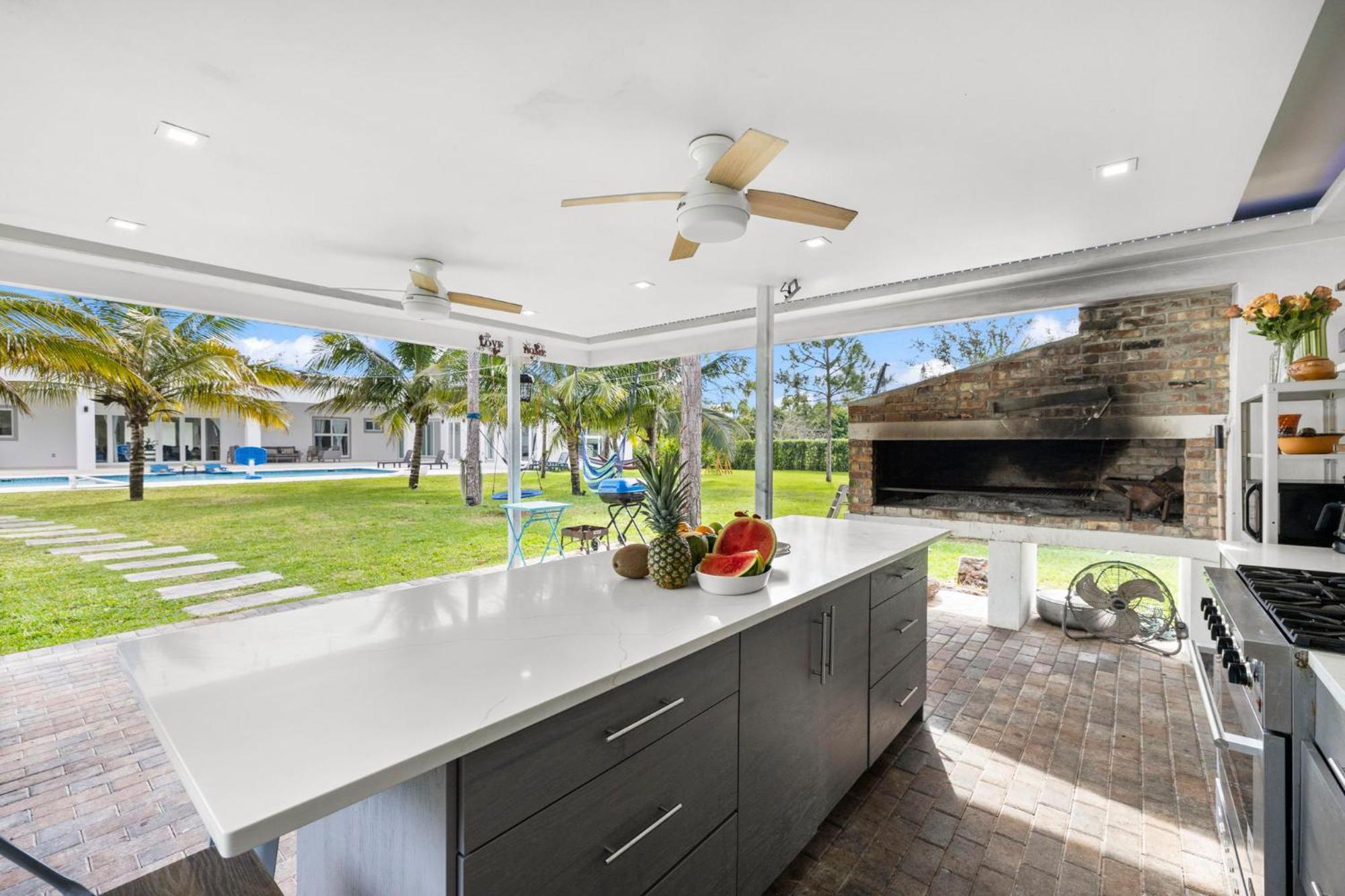 Ideal For Families The White House Of Miami Close To Miami Beaches And The Keys West Princeton 외부 사진