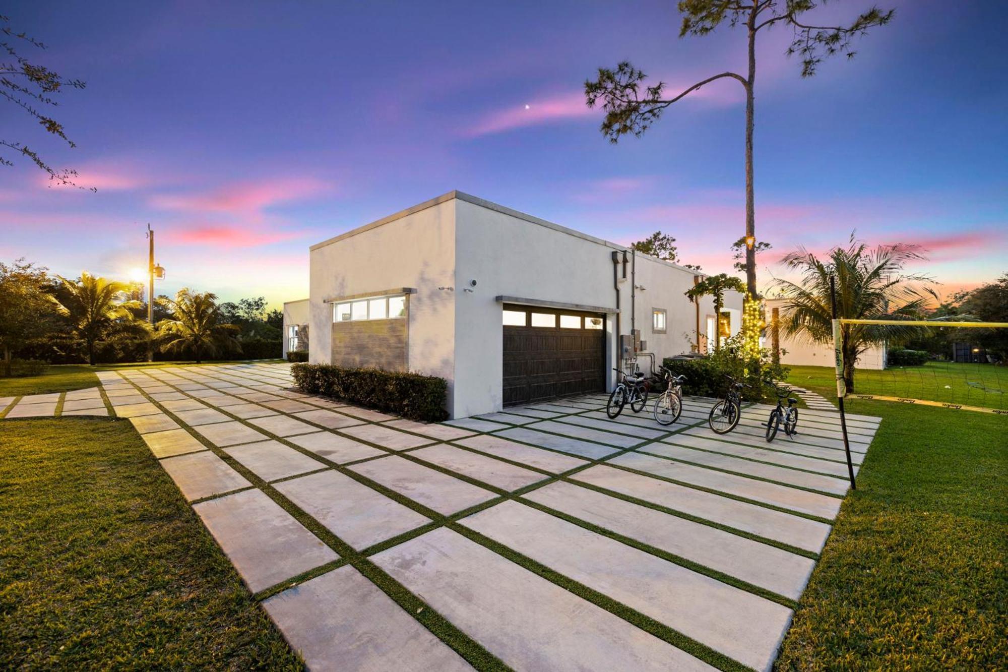 Ideal For Families The White House Of Miami Close To Miami Beaches And The Keys West Princeton 외부 사진