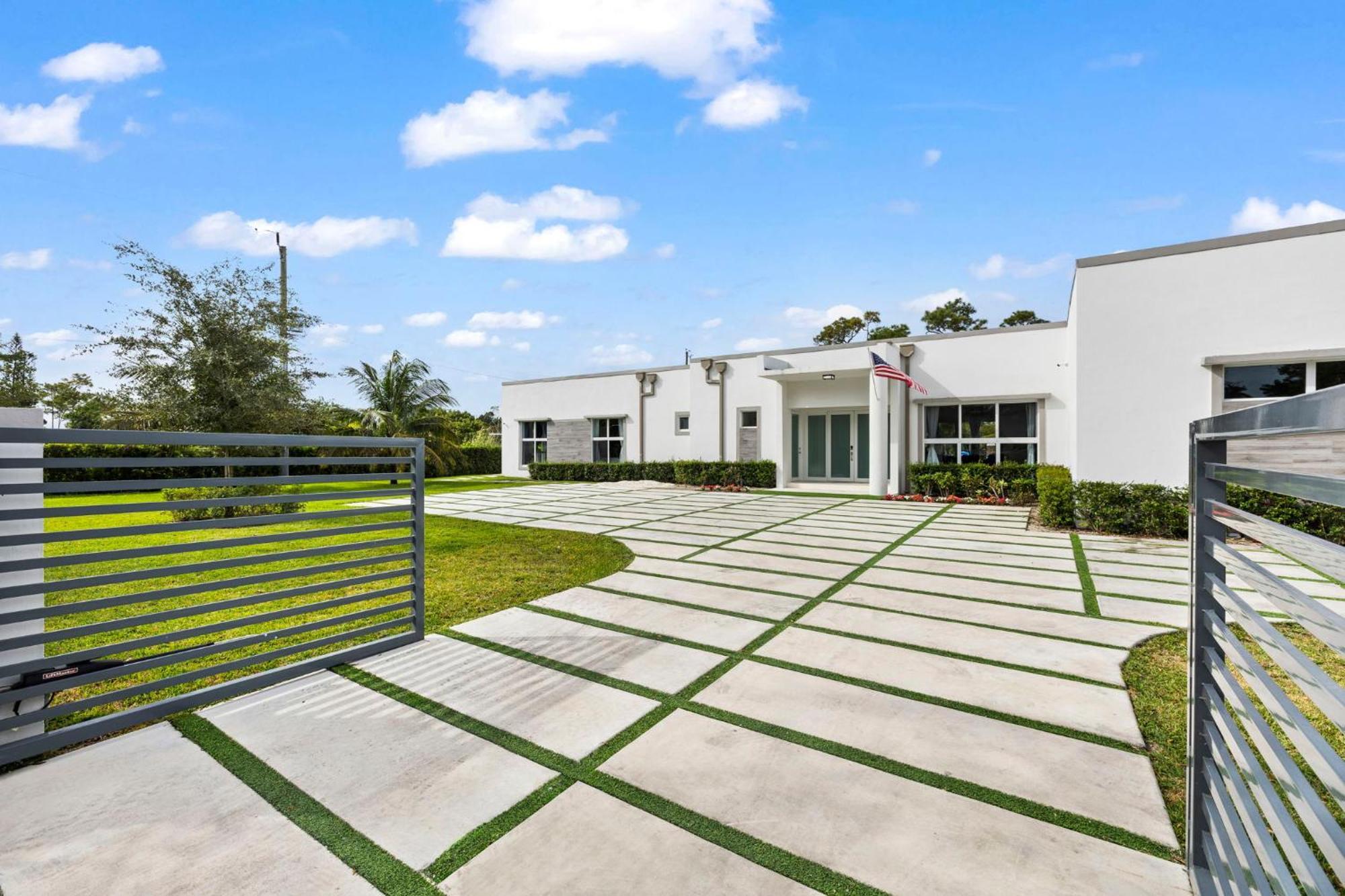 Ideal For Families The White House Of Miami Close To Miami Beaches And The Keys West Princeton 외부 사진