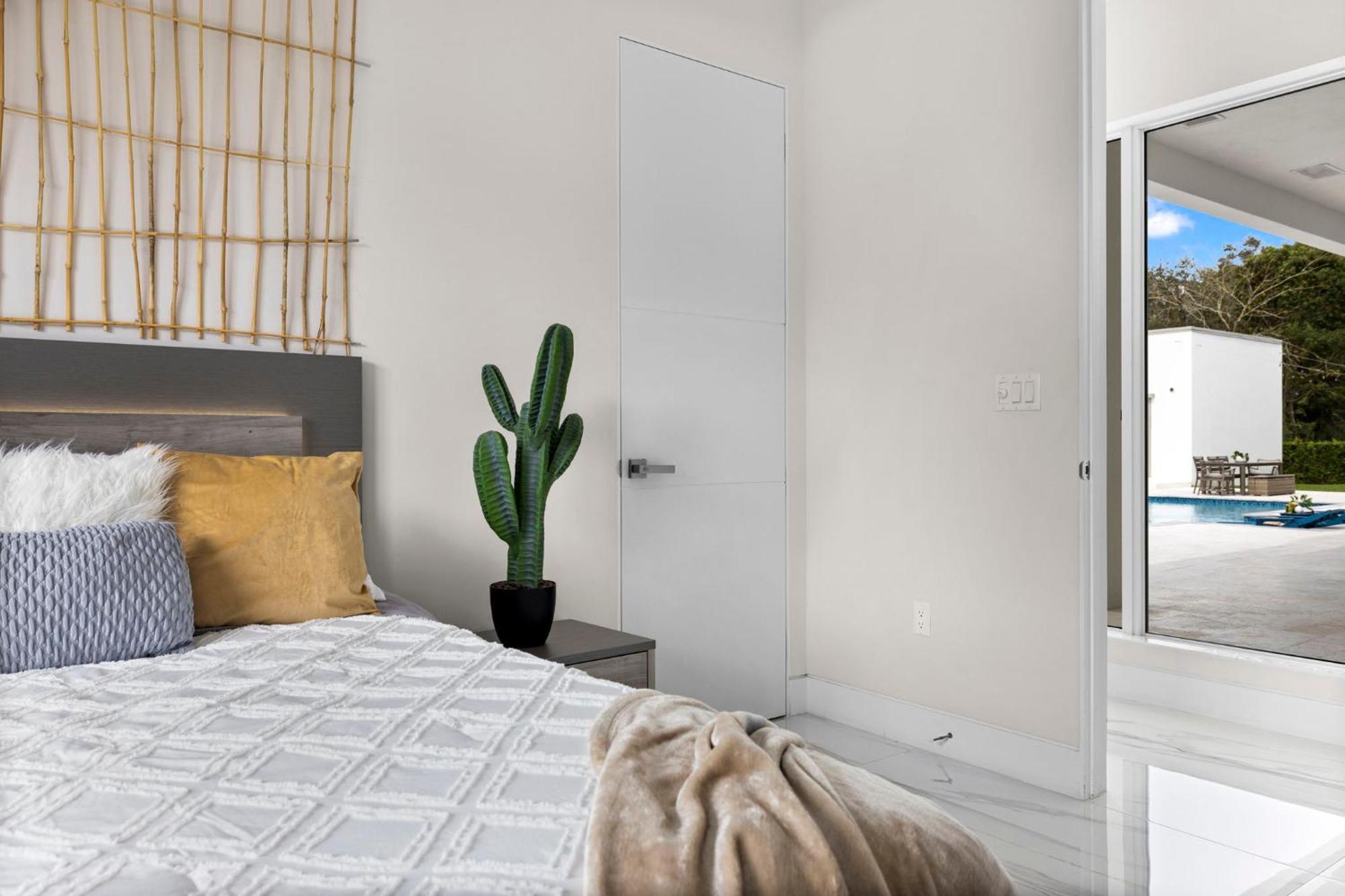 Ideal For Families The White House Of Miami Close To Miami Beaches And The Keys West Princeton 외부 사진