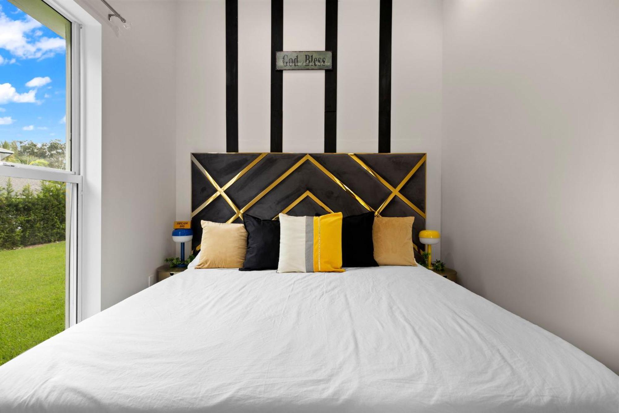 Ideal For Families The White House Of Miami Close To Miami Beaches And The Keys West Princeton 외부 사진